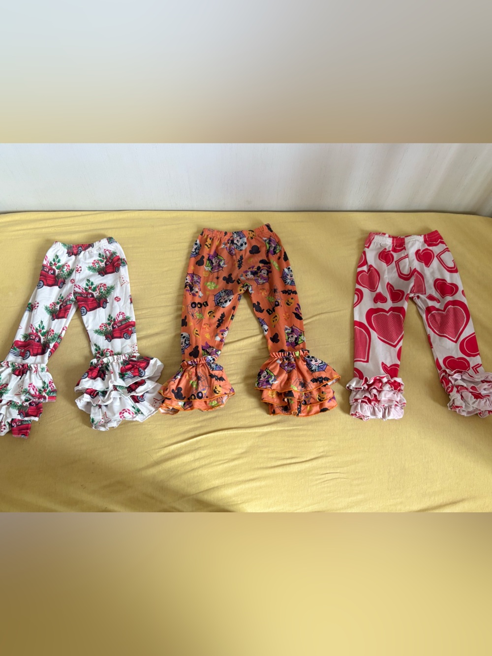 Set of 3 Girls Holiday Ruffle Hem Leggings 🎄❤️🎃